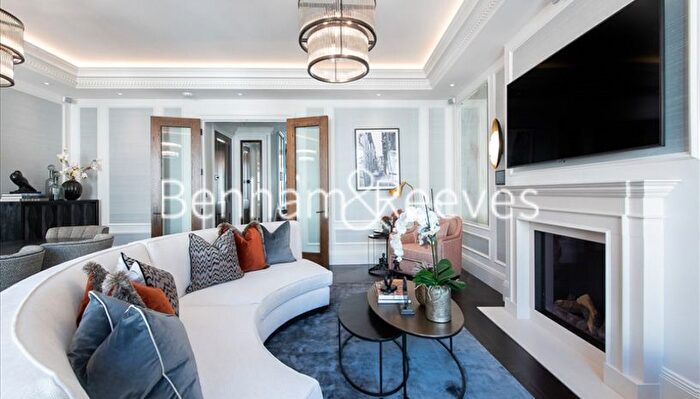 2 Bedroom Flat To Rent In Prince Of Wales Terrace, Kensington, W8