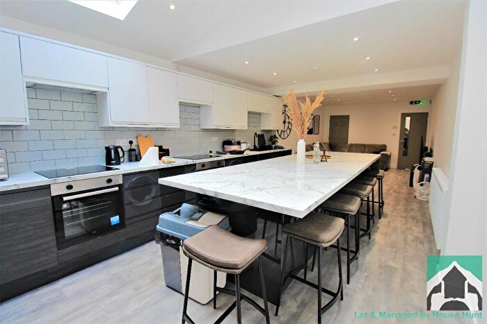 8 Bedroom Terraced House To Rent In Heeley Road, Birmingham, B29