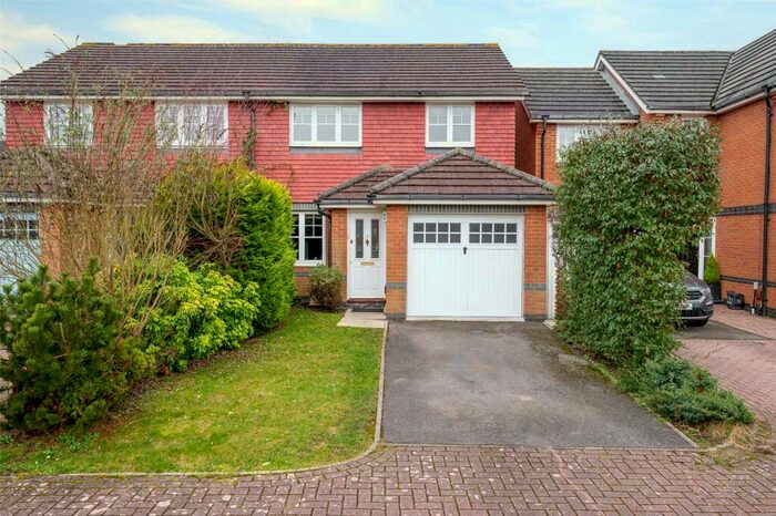 3 Bedroom Semi-Detached House To Rent In Russell Close, Bracknell, Berkshire, RG12