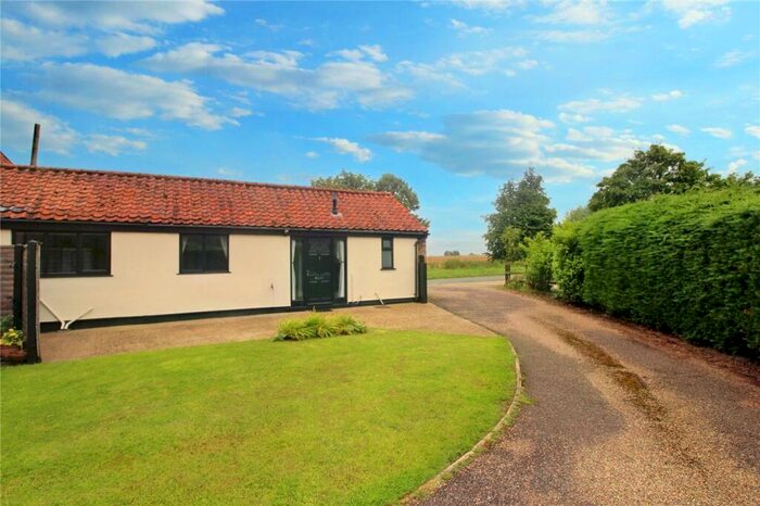 1 Bedroom Barn Conversion To Rent In Bungay Road, Thwaite St. Mary, Bungay, Norfolk, NR35