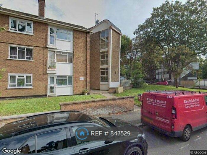 2 Bedroom Flat To Rent In Eliot Park, London, SE13