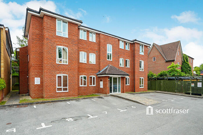 2 Bedroom Apartment To Rent In Hadow Road, Marston, OX3