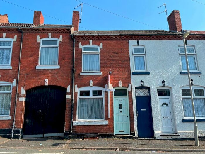 3 Bedroom Terraced House To Rent In Meeting Street, Netherton, Dudley, DY2