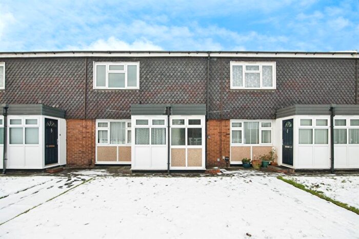 1 Bedroom Maisonette For Sale In Boscobel Avenue, Tipton, DY4