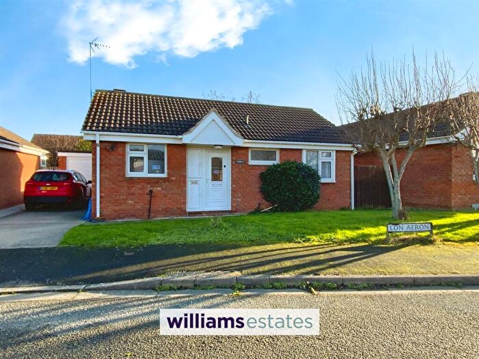 2 Bedroom House For Sale In Lon Aeron, Rhyl, LL18