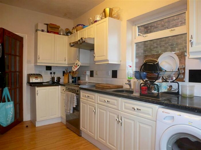 3 Bedroom Property To Rent In Queens Road, Portsmouth, PO2