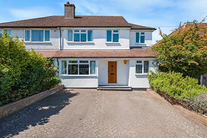 5 Bedroom Semi Detached House For Sale In Sydney Road, Sidcup, DA14