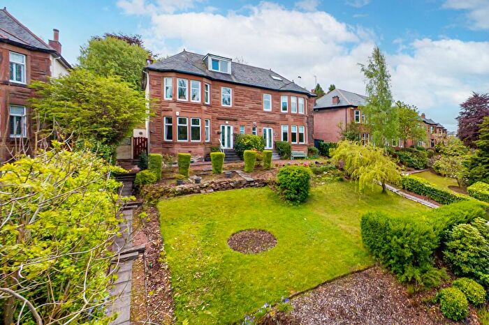 4 Bedroom Semi-Detached House For Sale In Stamperland Crescent, Clarkston, Glasgow, G76