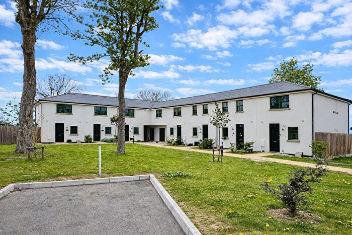 3 Bedroom Terraced House For Sale In Halfway Road, Sheerness, Kent, ME12