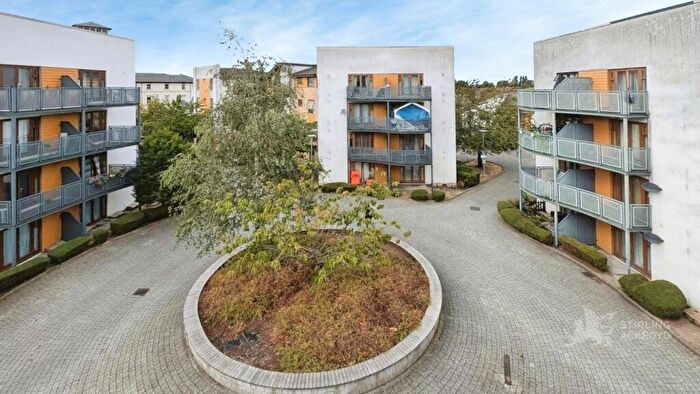 1 Bedroom Apartment To Rent In Harry Close, Croydon, CR0
