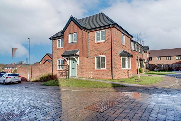 3 Bedroom Detached House For Sale In Hurlston Place, Somerford, CW12