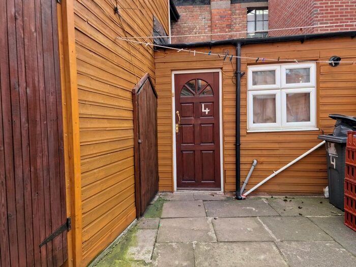 1 Bedroom Flat To Rent In Moseley Road, Birmingham, B12