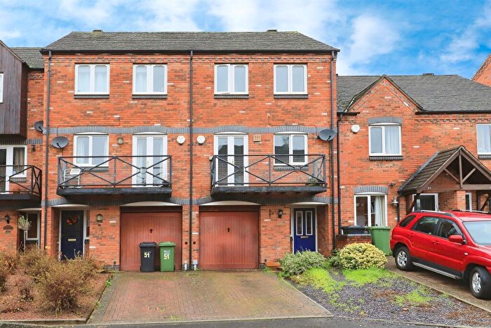 4 Bedroom Town House For Sale In Round Hill Wharf, Kidderminster, DY11