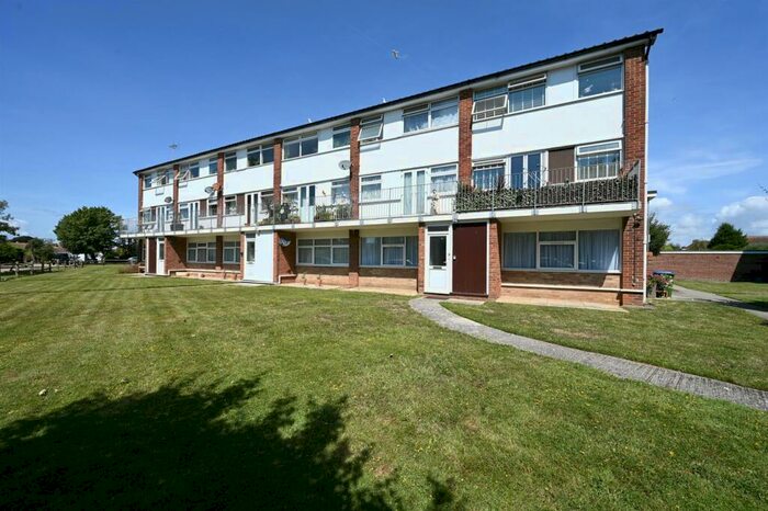 2 Bedroom Flat To Rent In St. Thomas Court, Pagham, Bognor Regis, PO21