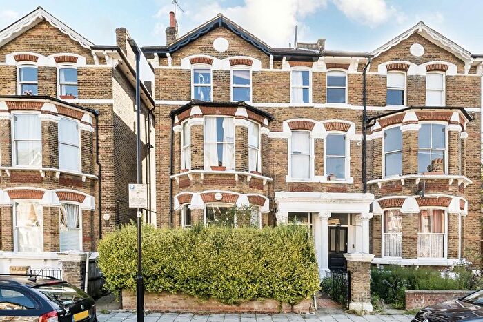 Studio To Rent In Montrell Road, London, SW2