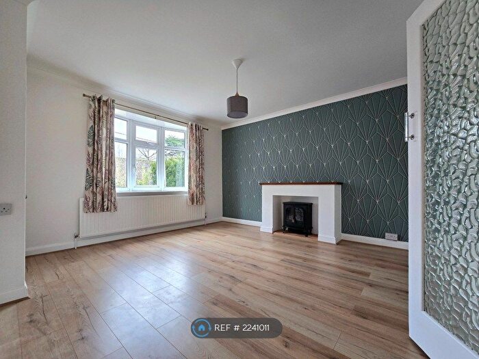 3 Bedroom Semi-Detached House To Rent In Higham Road, Stanwick, Wellingborough, NN9