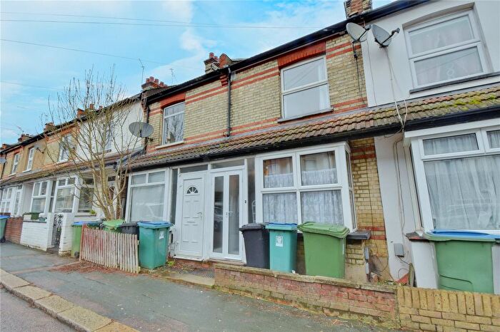 4 Bedroom Terraced House To Rent In Cecil Street, Watford, Hertfordshire, WD24