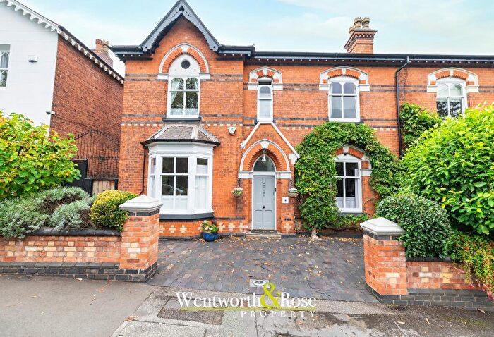 4 Bedroom Semi-Detached House For Sale In Harborne Road, Edgbaston, Birmingham, B15