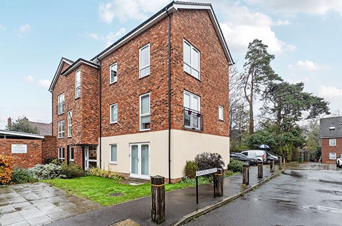 1 Bedroom Flat For Sale In Hampden Crescent, Bracknell, Berkshire, RG12