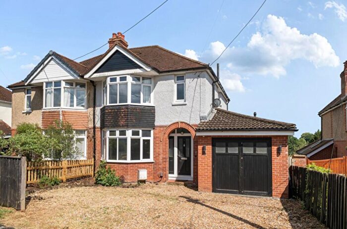 3 Bedroom House To Rent In Chalvington Road, Chandler's Ford, SO53