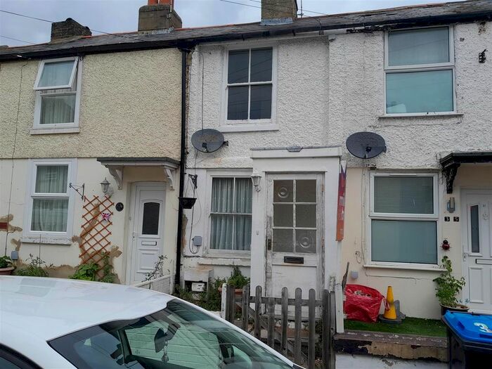 2 Bedroom Property To Rent In Townley Street, Ramsgate, CT11