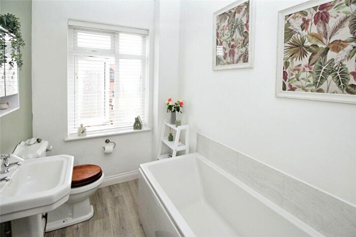 3 Bedroom Terraced House For Sale In Sour Lane, Fishlake, Doncaster, South Yorkshire, DN7