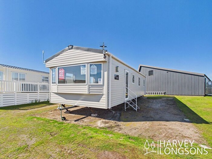 3 Bedroom Park Home For Sale In Seatown, Lossiemouth, IV31