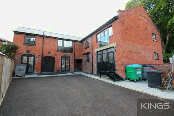 Studio To Rent In Rockstone Lane, Southampton, SO14
