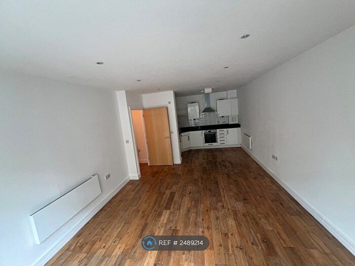 1 Bedroom Flat To Rent In Cherrywood Lodge, London, SE13