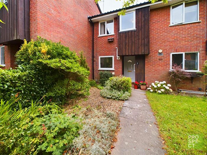 3 Bedroom Terraced House To Rent In Greenham Wood, Bracknell, Berkshire, RG12