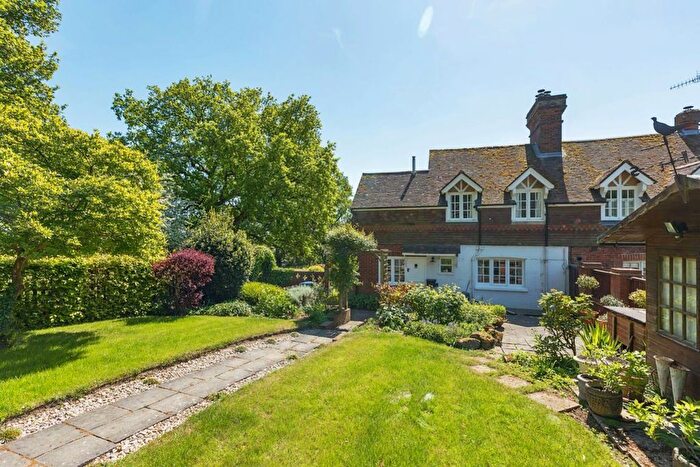 4 Bedroom Semi-Detached House To Rent In Underriver, Sevenoaks, TN15