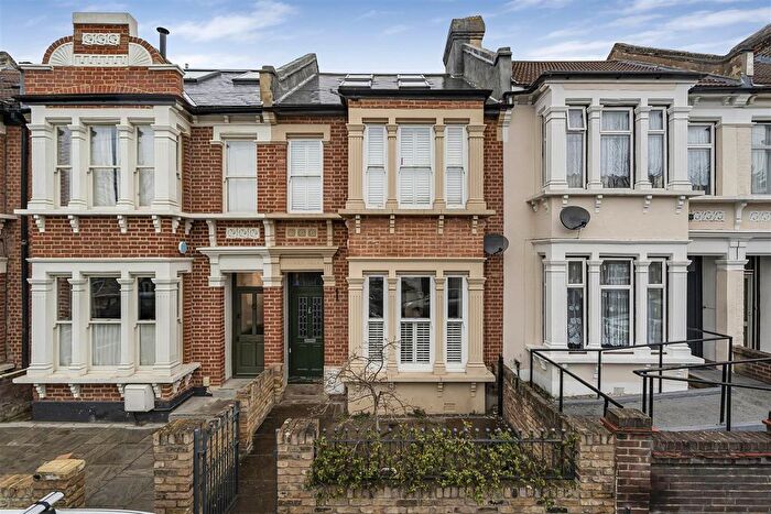 4 Bedroom Terraced House For Sale In Granville Road, Walthamstow, London, E17
