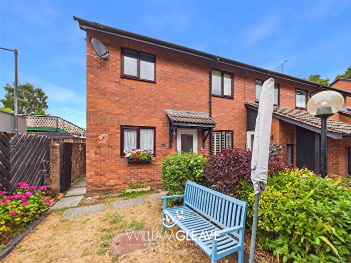 2 Bedroom Apartment For Sale In Woodlands Court, Hawarden, Deeside, Flintshire, CH5