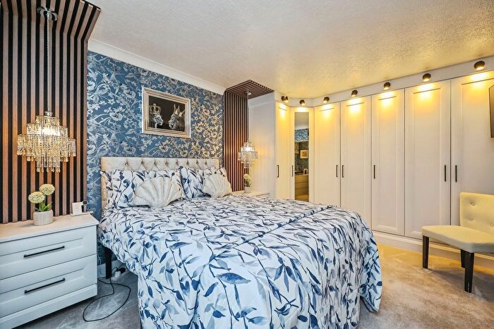 3 Bedroom Bungalow For Sale In Chatsworth Drive, Mansfield, Nottinghamshire, NG18