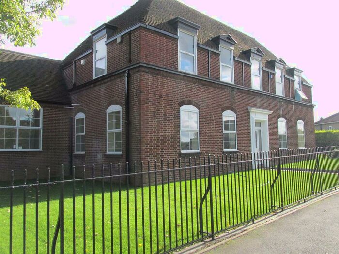 2 Bedroom Flat To Rent In Horseley Road, Tipton, DY4