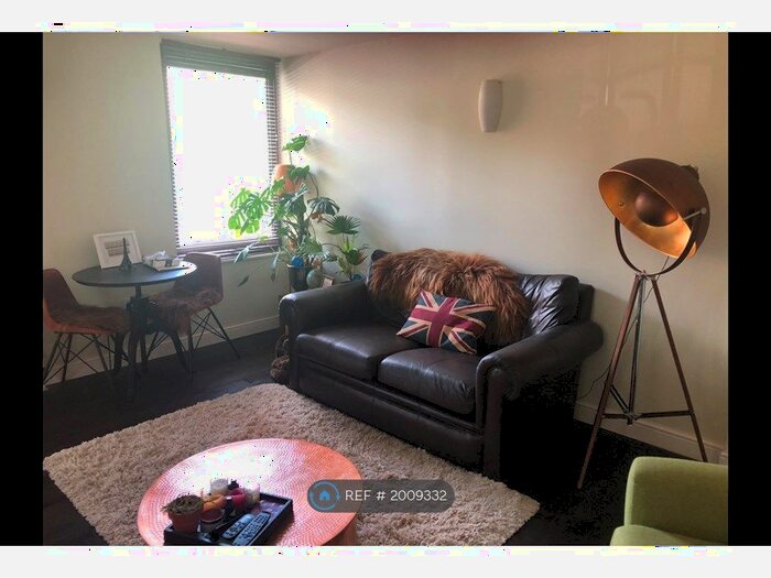 1 Bedroom Flat To Rent In Ashfield Court, London, SW9