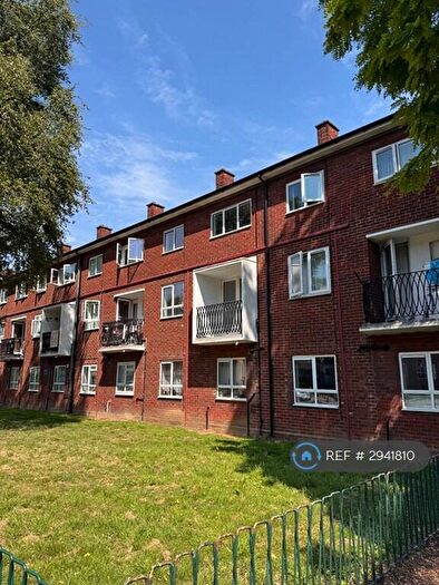 3 Bedroom Flat To Rent In Valley House, London, N9