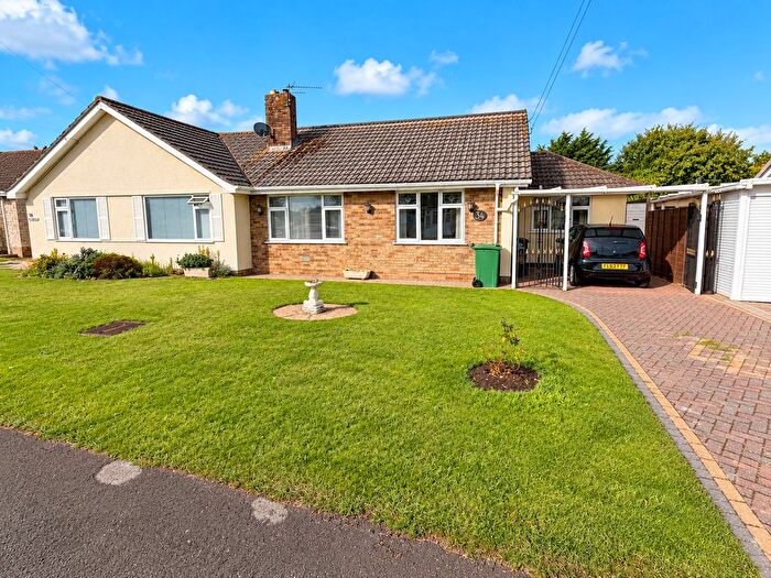 3 Bedroom Semi-Detached Bungalow For Sale In Saxondale Avenue, Burnham-On-Sea, TA8