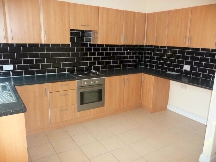 2 Bedroom Flat To Rent In Hinckley Road, Leicester, Leicester, LE3