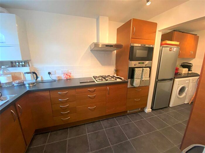 2 Bedroom Apartment To Rent In Lantern Court, Christchurch Road, Winchester, Hampshire, SO23
