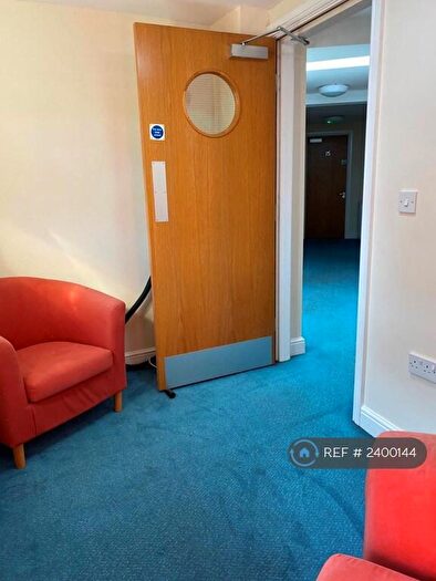 1 Bedroom Flat To Rent In Brook Drive, Sheffield, S3