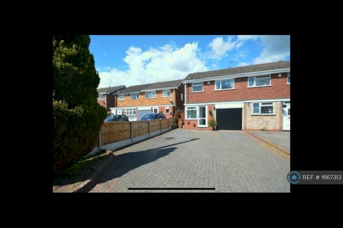 3 Bedroom Semi-Detached House To Rent In Harnall Close, Shirley, Solihull, B90