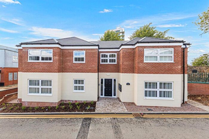 1 Bedroom Flat To Rent In , Notre Dame Mews, Town Centre, NN1