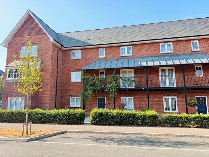 5 Bedroom Town House For Sale In Beddington Avenue, Didcot, OX11