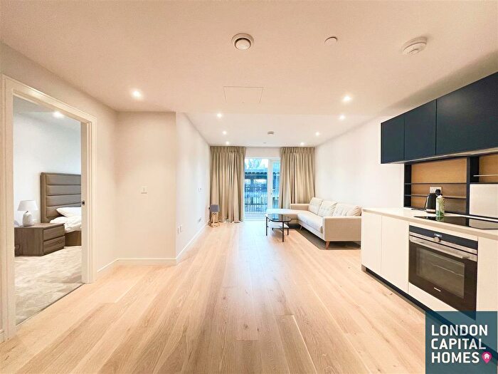 1 Bedroom Flat To Rent In Fairview House, Lockgate Road, London, SW6