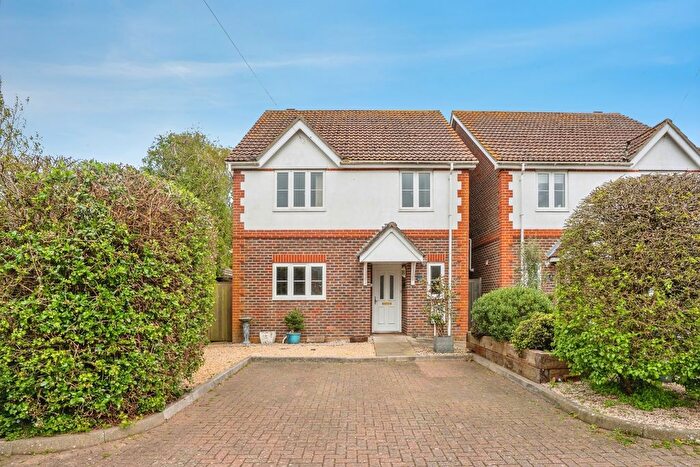 4 Bedroom Detached House For Sale In Northcote Gardens, Emsworth, Hampshire, PO10