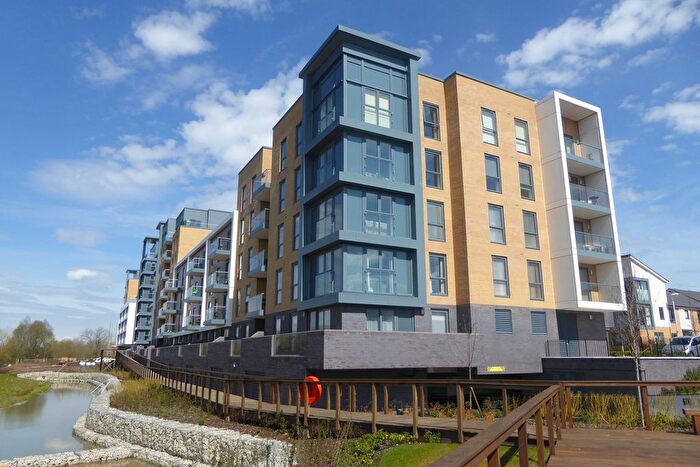 2 Bedroom Flat To Rent In Cygnet House, Reading, RG2