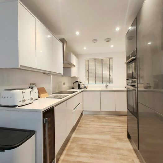 3 Bedroom Flat To Rent In Tenby Street North, Hockley, Birmingham, B1