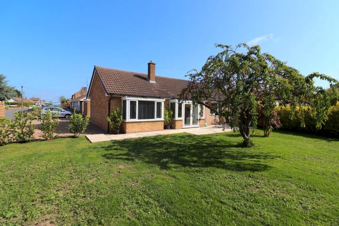 3 Bedroom Detached Bungalow To Rent In Rose Lane, Pinchbeck, PE11