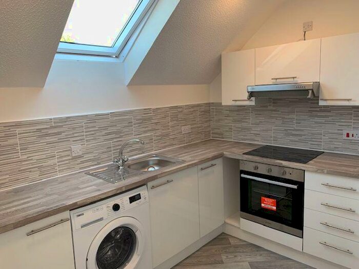 1 Bedroom Property To Rent In Foxcroft Close, Bristol, BS32